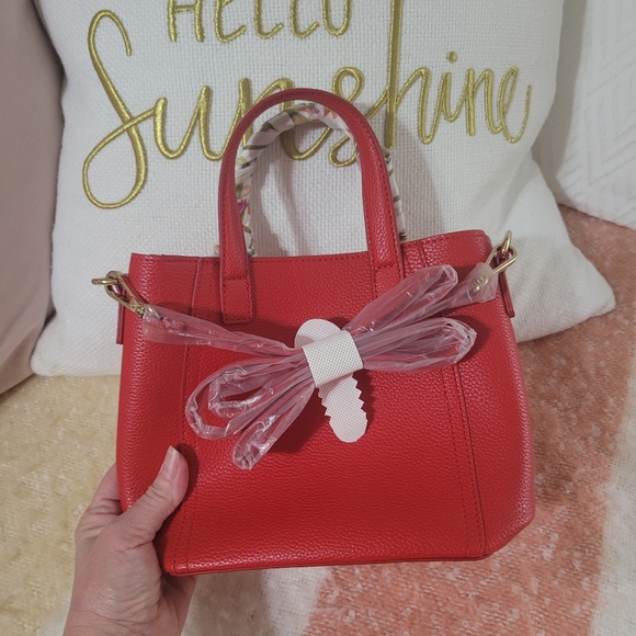 NWOT Little red bag - Picture 4 of 5